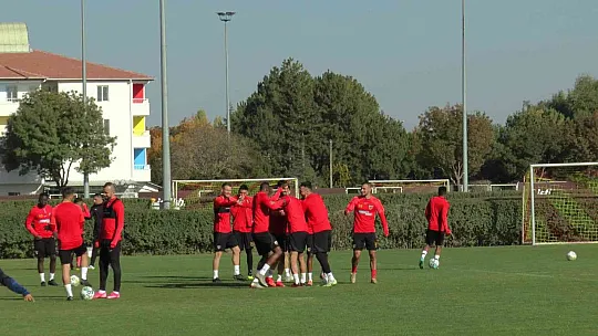 Gökhan Sazdağı'dan Çağdaş Atan övgüsü