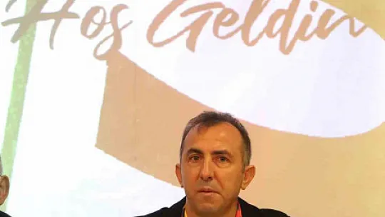 Kayserispor'da Recep Uçar imzayı attı