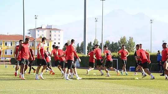Vali Gökmen Çiçek'in ilk açıklaması ne oldu? Kayserispor Haberleri