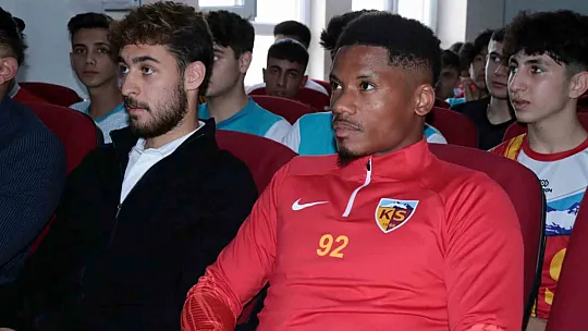 Futbola nasıl başladıklarını anlattılar