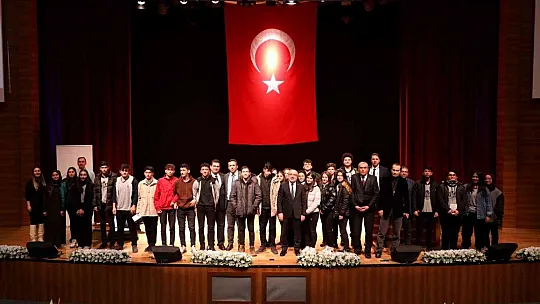 KAYÜ Rektörü Karamustafa, Öğrencilerle buluştu...