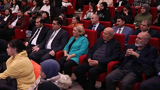 Vali, öğrencilerle buluştu...