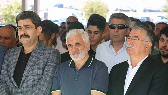 Kırıkkale'de kaza sonucu hayatını kaybeden belediye meclis üyesi defnedildi