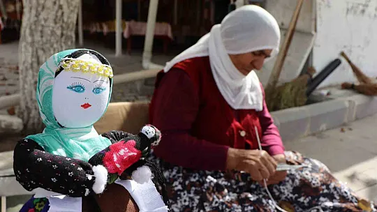 'Herkes bu bebekten ekmek yedi'