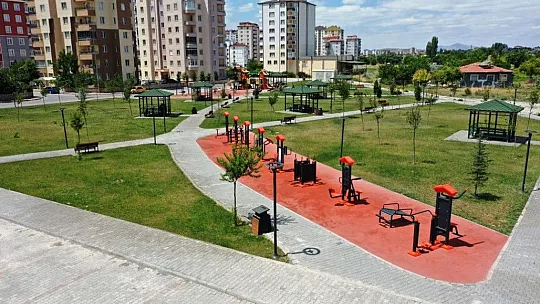 Çolakbayrakdar: Kocasinan'da kişi başına 15.23 metrekare yeşil alan düşüyor!