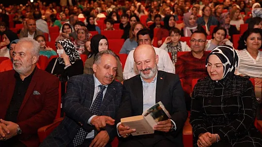 Neşet Ertaş'ı Anma Gecesi duygulandırdı...