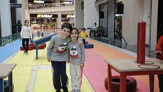 KUMSmall AVM'de Survivor Parkuru hazırlandı