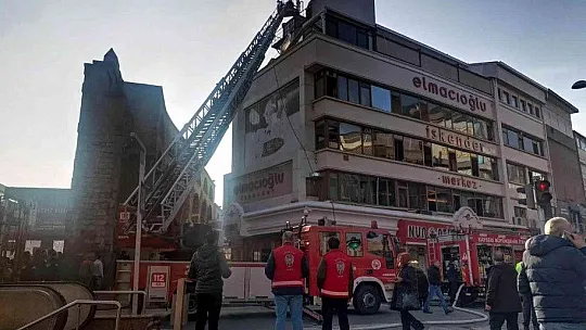 Lokantada yangın çıktı