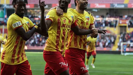 Thiam'dan 5 maçta 5 gol