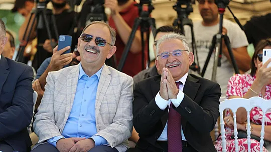 Mehmet Özhaseki ismi bulvara verilecek