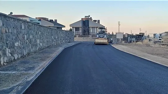 Becen Mahallesi'nde asfalt çalışması