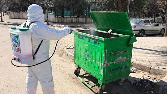 Afet bölgesinde dezenfekte ve ilaçlama çalışması yapıldı