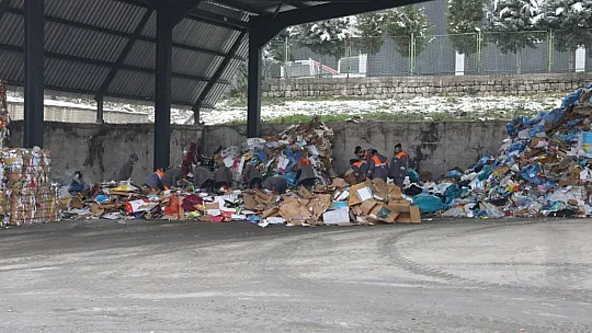 Melikgazi'de geri dönüşümle ekonomiye katkı!