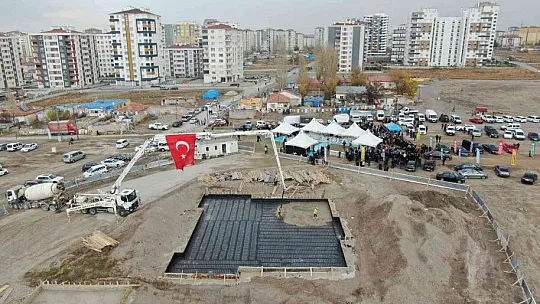 Melikgazi'de hayırsever desteği ile Hisar Cami'nin temeli atıldı