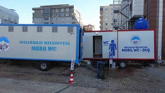 Melikgazi'den depremzedelere 'mobil yardım' yapılıyor