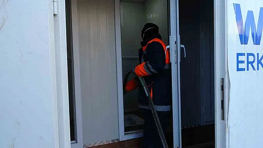 Melikgazi'den depremzedelere 'mobil yardım' yapılıyor