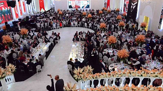 Kayserili Milletvekili şehit aileleri ve Avşarlar ile bir araya geldi...