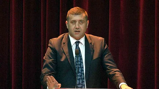 Özdemir: Siz utanmadan birilerine bakanlık verme vaadinde bulunuyorsunuz