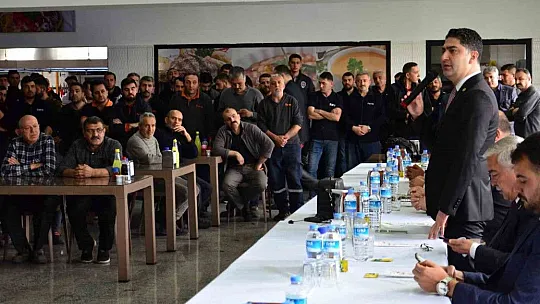 MHP'li Özdemir: MHP var olduğu müddetçe ezan dinmeyecek!