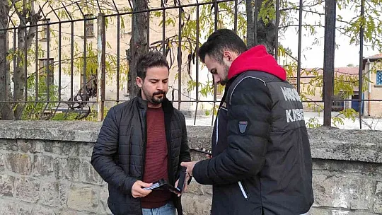 Okul önlerinde şok denetim...