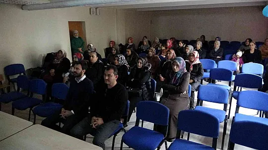 'En İyi Narkotik Polisi Anne' Projesi eğitimi veriliyor