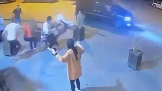 Ne motosikletten vazgeçti, ne de çaydan