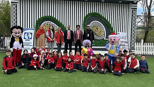Afgan Mülteciler Derneği, Kayseri'de uçurtma şenlik yaptı!