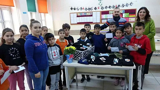 Asker annesi Gülay Lafçı gözyaşlarını tutamadı