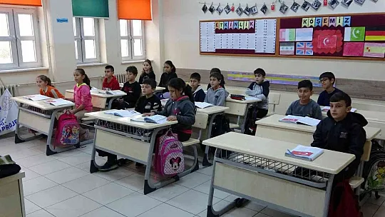 Asker annesi Gülay Lafçı gözyaşlarını tutamadı