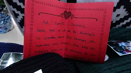 Asker annesi Gülay Lafçı gözyaşlarını tutamadı