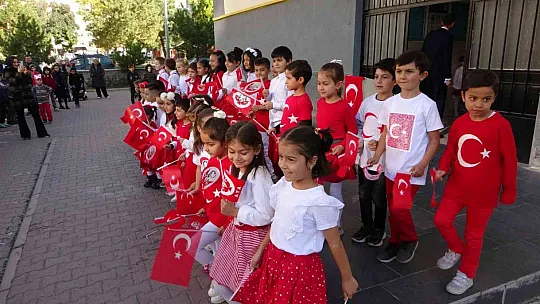 Okullarda 'Cumhuriyet' coşkusu yaşandı