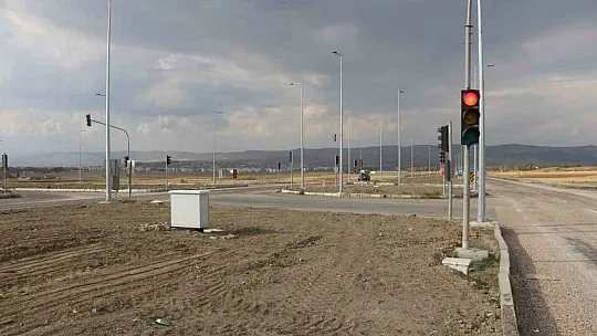 Onlarca kişinin ölümüne neden olan 'ölüm kavşağı' ışıklandırıldı