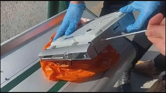Oto teybinde uyuşturucu ticareti