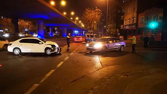 Trafik kazası: 2 yaralı