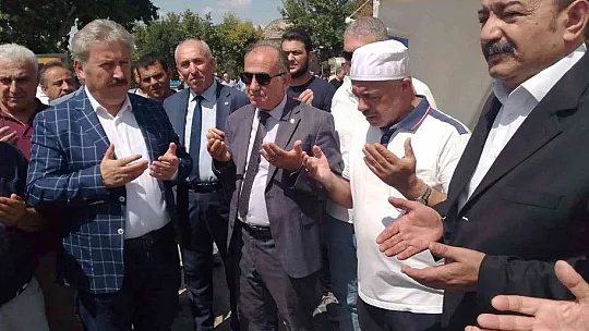 Lokantacılar ve Pastacılar Odası'ndan aşure ikramı!