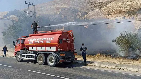 Patlayan lastik az kalsın evleri kül ediyordu
