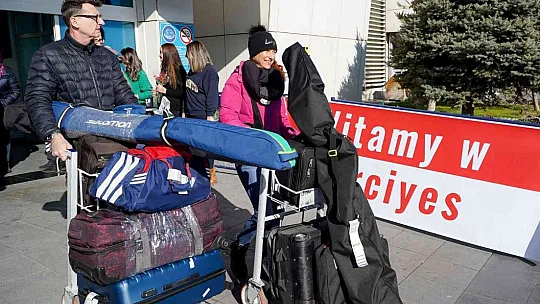 Rusya'dan Polanya'dan Erciyes'e Charter uçuşlar başladı