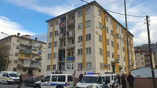 Pompalı tüfek ile dehşet saçtı: 3 kişi...