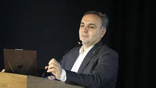 Rektör Altun, lise öğrencileri ile buluştu
