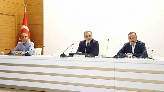 Altun, ERASMUS öğrencileri ile bir araya geldi