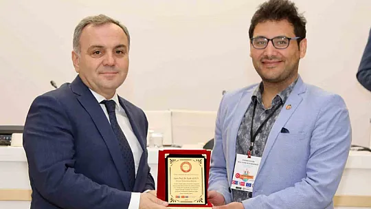 Altun, ERASMUS öğrencileri ile bir araya geldi