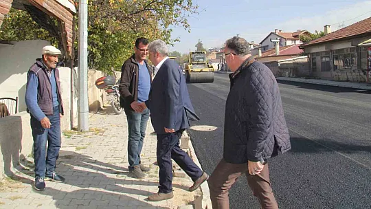 Sağlık mahallesinde asfalt çalışmasında sona gelindi