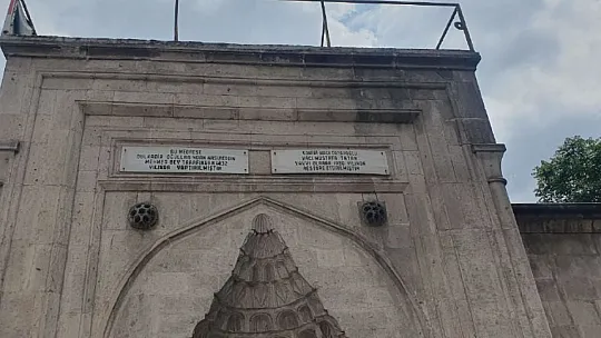Kayseri'nin merkezindeki yarım asırlık medrese kiraya veriliyor
