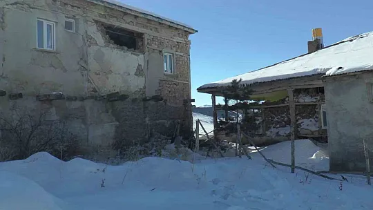 Sarız'da 8 yıkım, çok fazla hasar var