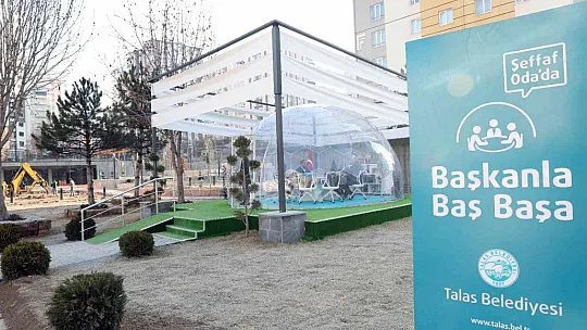 Başkanla şeffaf oda bir yaşında!