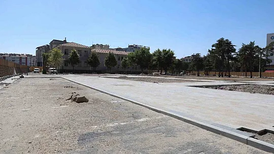 'Şehrin kalbine 6 bin metrekare yeşil alan ve güzel sanatlar merkezi kuruyoruz'