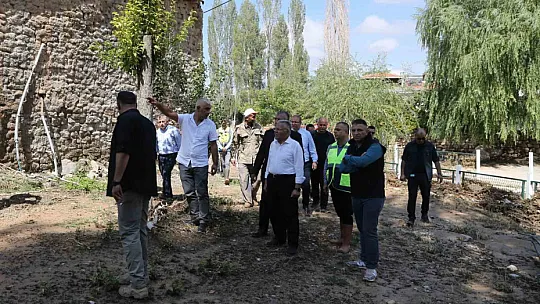 Büyükkılıç, sel vuran ilçede incelemelerde bulundu