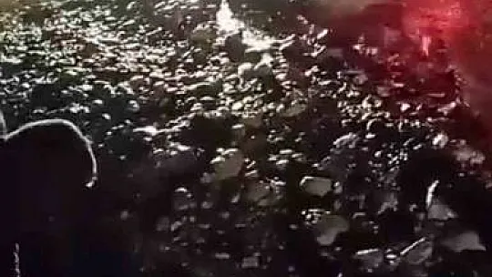 Sivas'ta sel birçok köy yolunu ulaşıma kapattı
