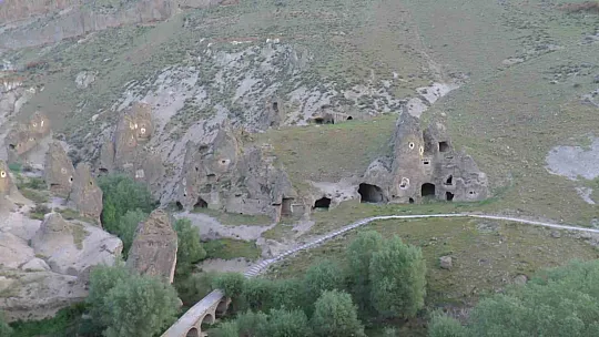 Türk bayrağı ile havalandı...
