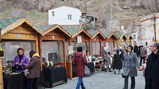Ne ararsanız bu pazarda